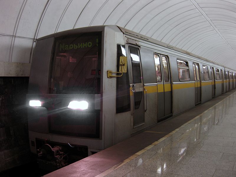 Вагон метро