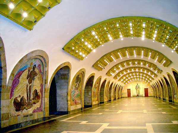 Бакинское метро, Азербайджан
