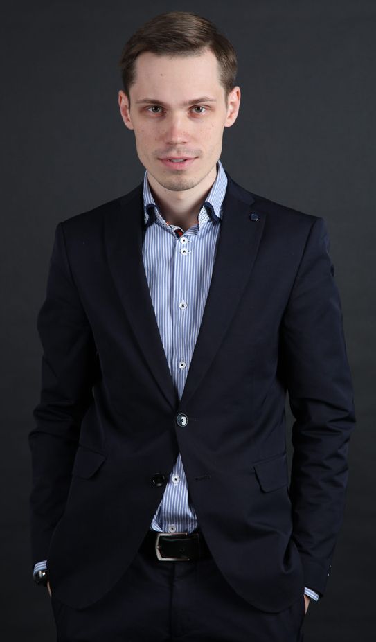 Азаров Евгений Олегович