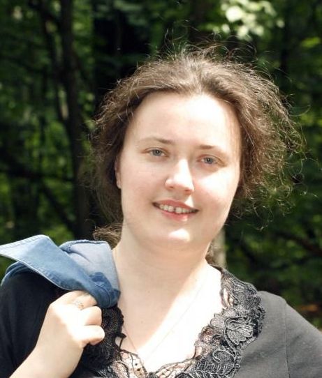 Колесникова Елена